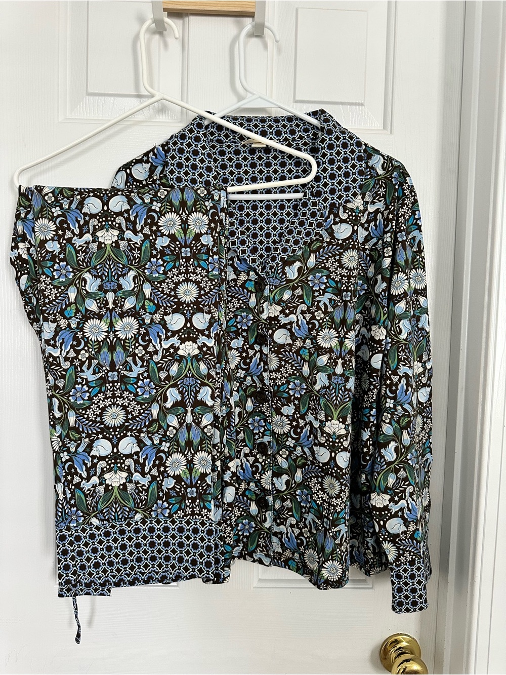 NWT Vera Bradley Pajama Set Size Large Blue and Brown Woodland Print 100% cotton